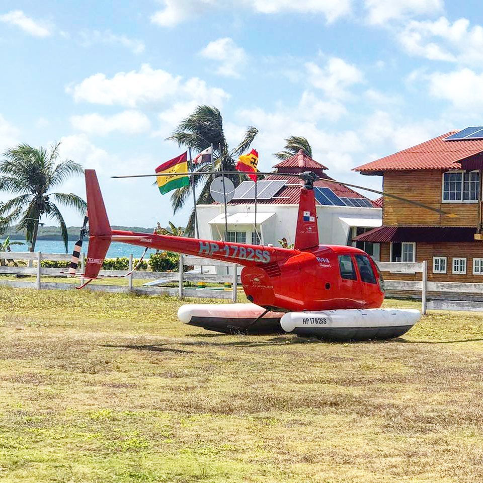 helicopter-robinson-r44-el-porvernir-san-blas-islands