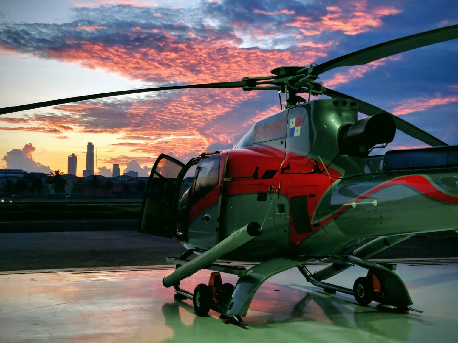 Panama Canal Helicopter Tour Eurocopter B4 Panama Canal Helicopter